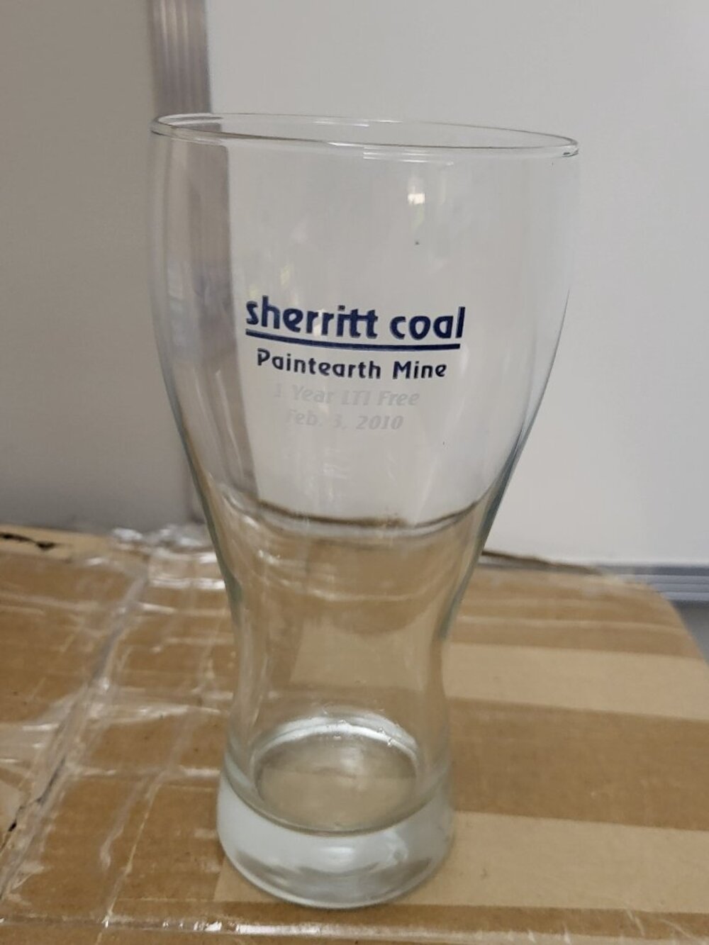 SHERRITT COAL CORPORATION PAINTEARTH MINE PINT GLASS RARE FIND GOOD CONDITION